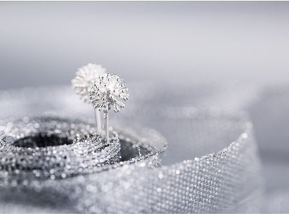 high quality precious stud for female