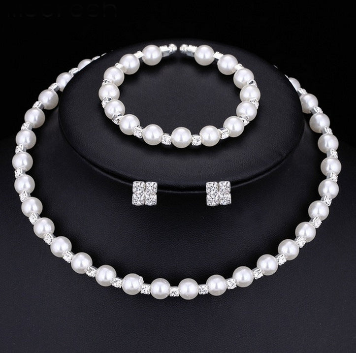 Handmade pearls, Rhinestone, necklaces, bracelets, earrings.