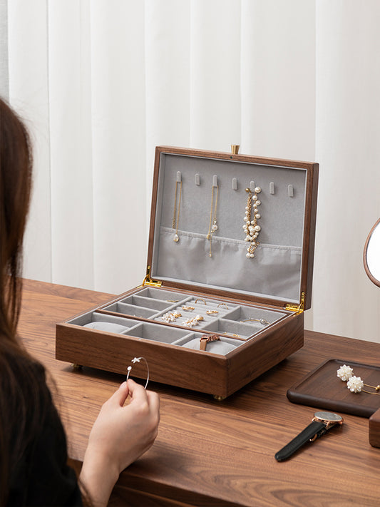 Jewellery box for storage or display - amazing quality