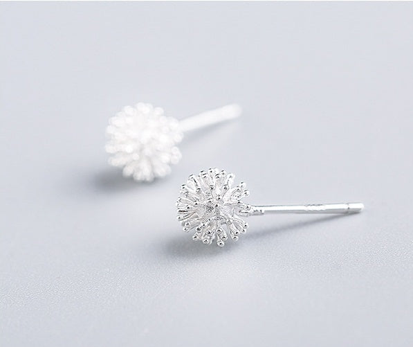high quality precious stud for female